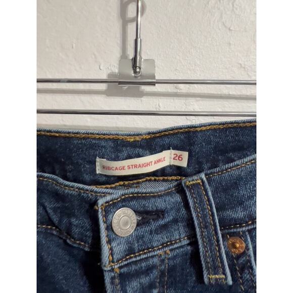 Levi’s Women’s PREMIUM Wedgie Straight Button Fly Jeans Size 26 Dark Wash denim - Picture 9 of 9